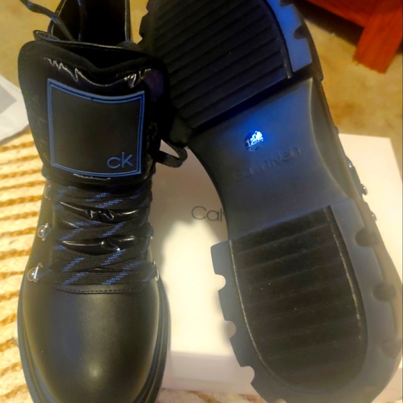 Calvin Klein combat boots - Picture 5 of 5